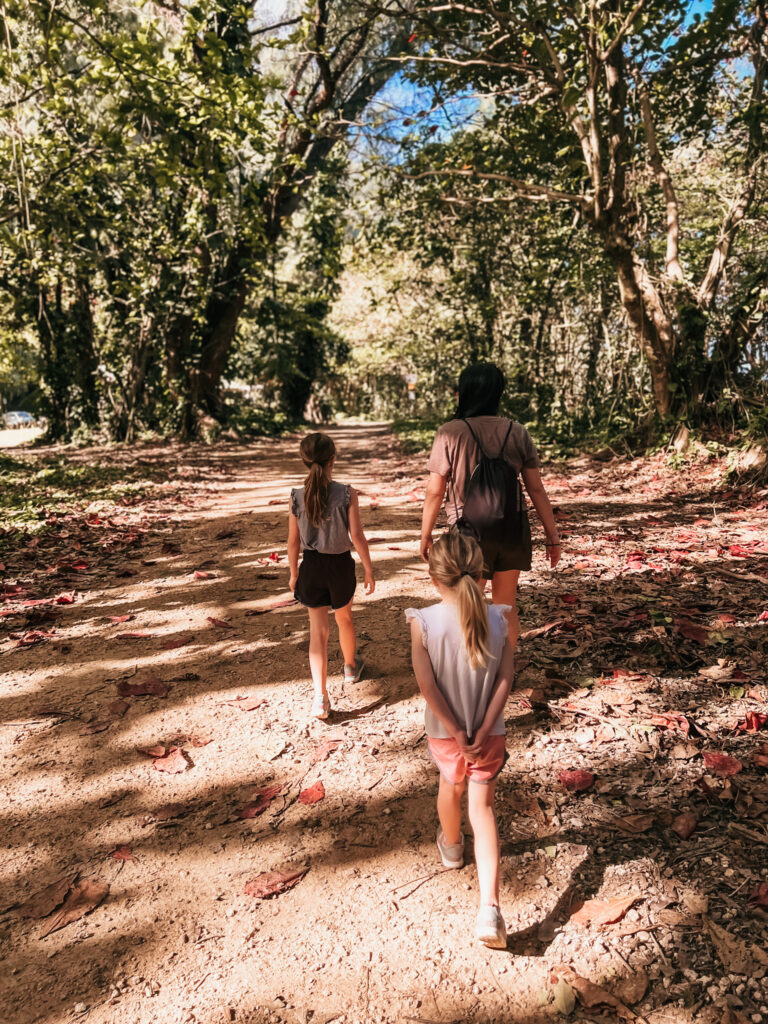 walking to ke'e beach in Ha'ena State Park