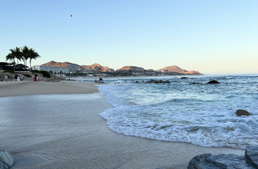 Where To Stay in Cabo: 3 Options to Book with Points